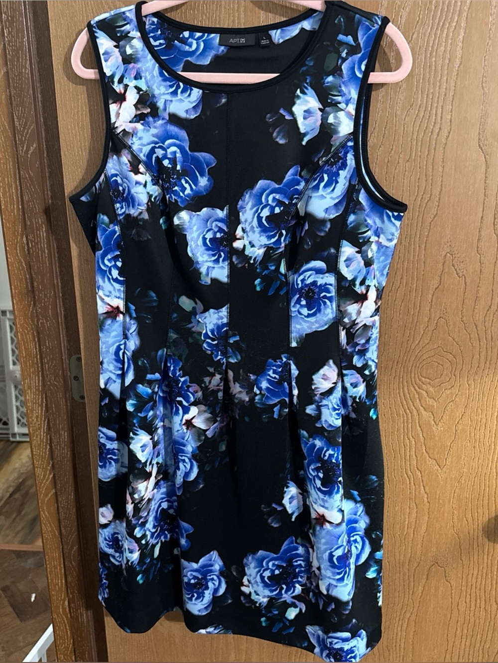 Apt. 9 Blue Floral Scuba Fit and Flare Black And Blue Floral Dress Size Large